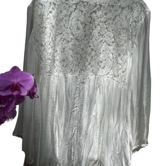 BELLAMBRA Plus Size Lace Long Sleeve Blouse NWT - Picture 2 of 10